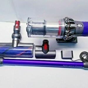 Dyson V10ANIMAL: Aspiradora Potente de 350W, Silenciosa y Compacta.
