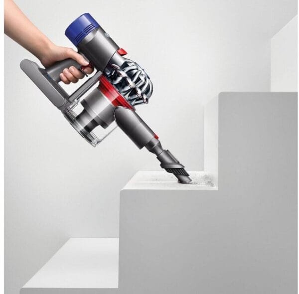 Dyson V8 Black: Aspiradora Inalámbrica con Potente Succión y Accesorios Incluidos - Imagen 3